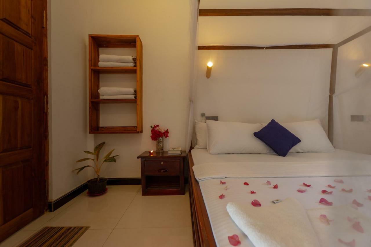 Popoyo Surf Resort Arugam Bay Luaran gambar